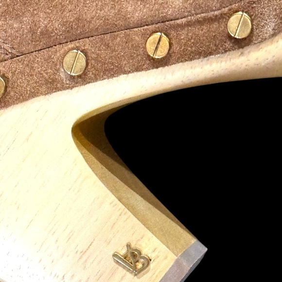 Veronica Beard Suede Studded Accents Chelsea Boots/ Clog Size: 7.5 New W Out Tag - Picture 7 of 7